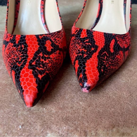 AUTHENTIC Versace snake Heels 🐍 - Picture 5 of 9